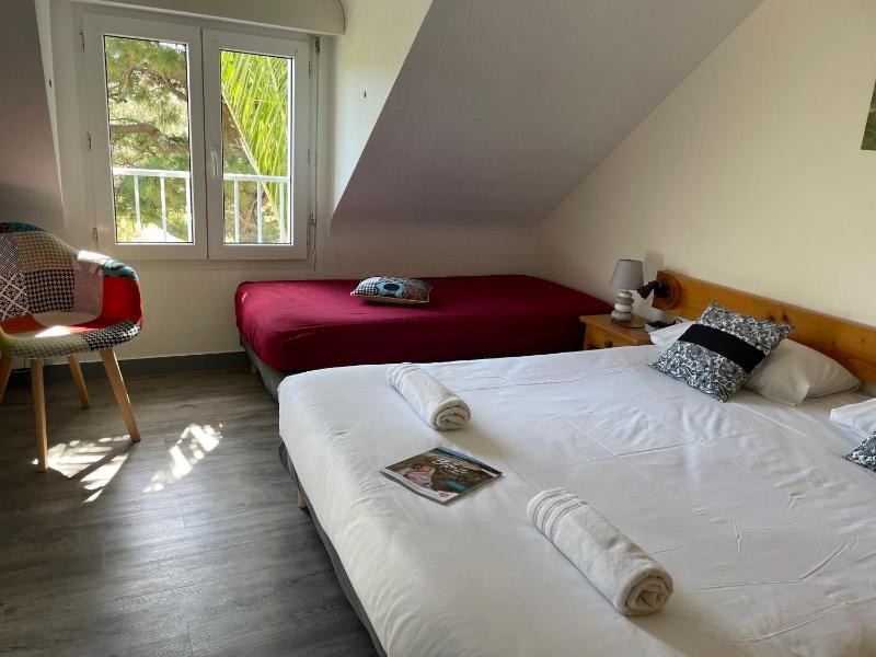 Triple Room with Garden View image 1