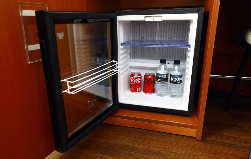 Standard Double Room image 3