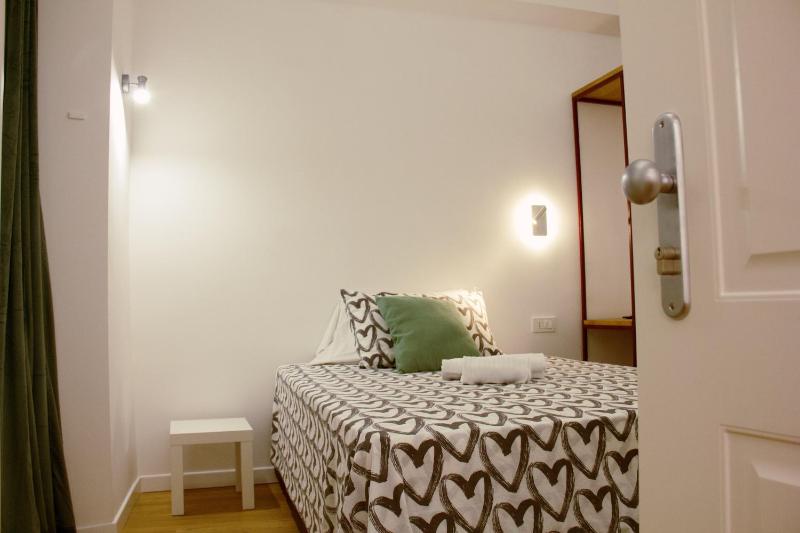 Deluxe Single Room - Annex Building image 4