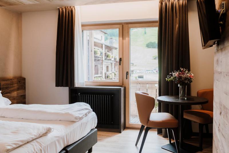 Superior Double Room image 1