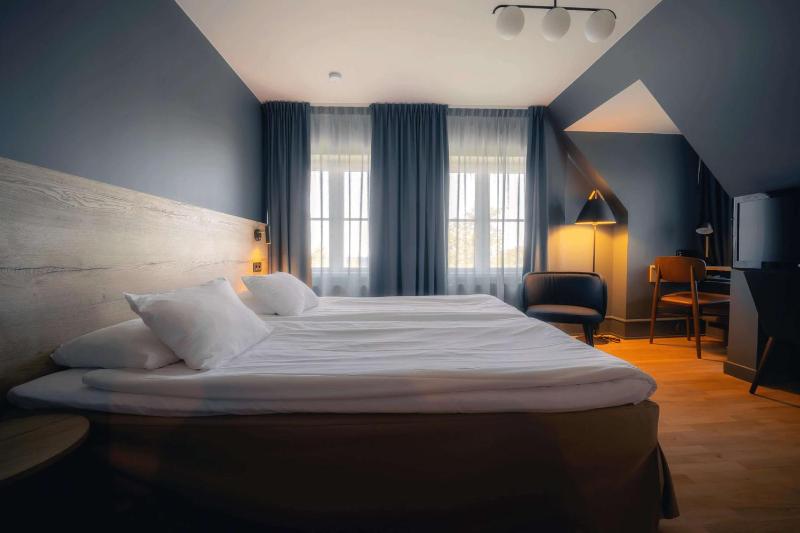 Standard Double Room image 1