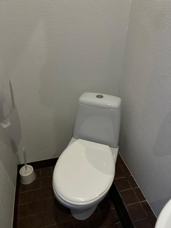 Single Room image 4