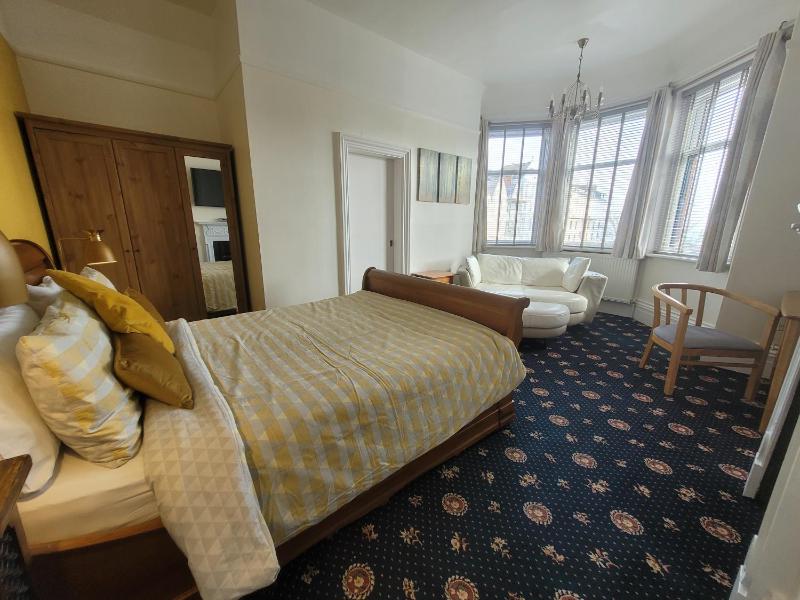 Junior Suite with Sea View (First Floor - No Lift) image 1