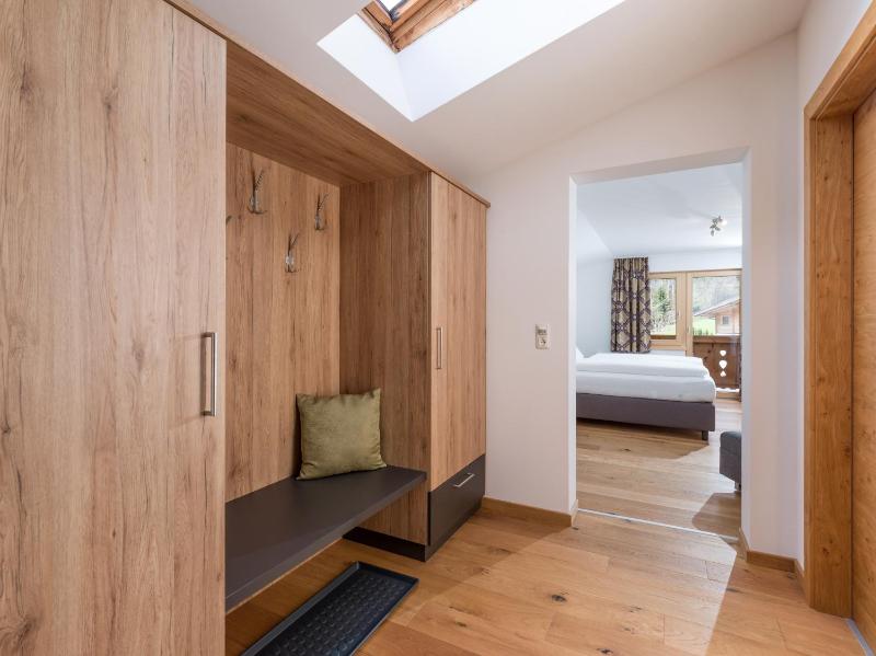 Superior Double or Twin Room with Mountain View image 3