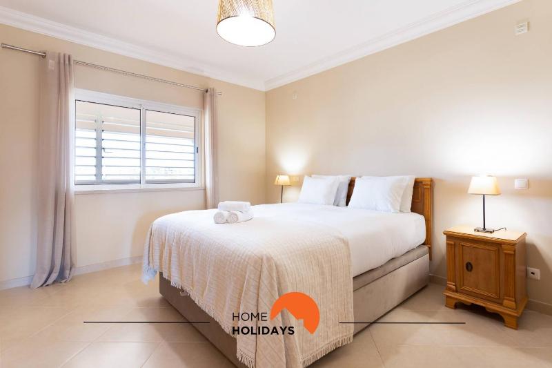 #130 Praia Village by Home Holidays - image 20