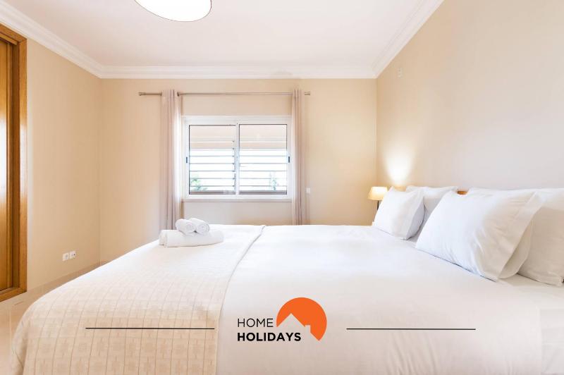 #130 Praia Village by Home Holidays - image 8