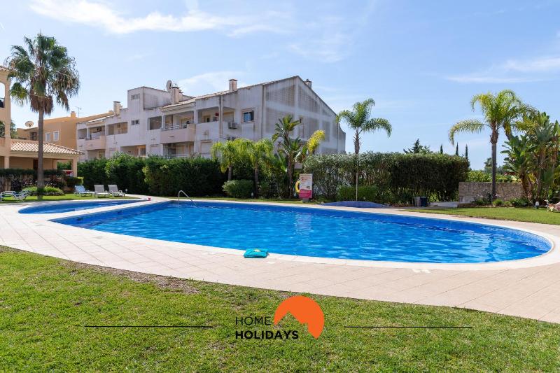 #130 Praia Village by Home Holidays - image 42