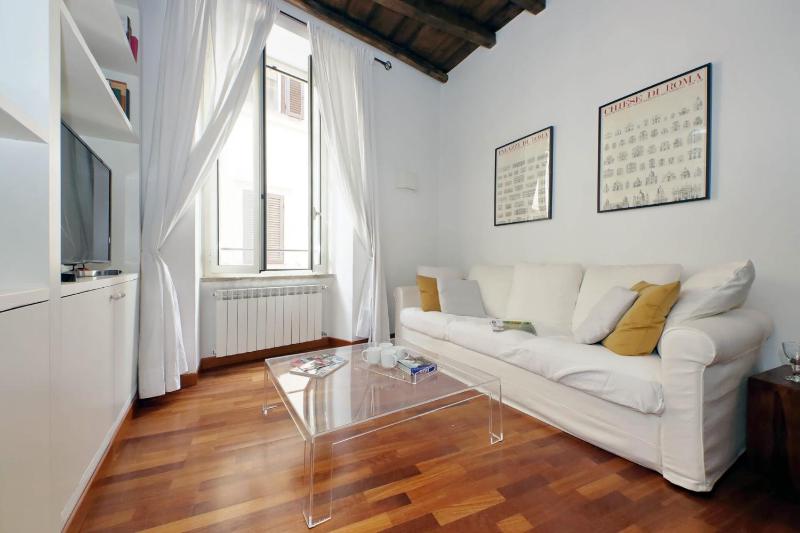 Beautiful Apartment in Campo de Fiori - image 9