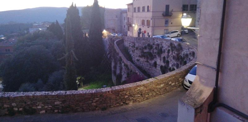 LE GEMME DI PERUGIA - alloggi in centro storico - VIA DELLA CUPA / VIA DELIZIOSA - image 35