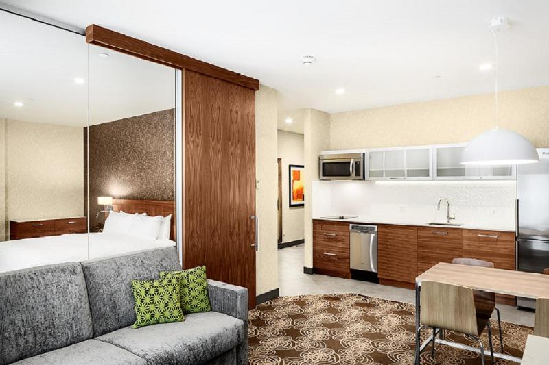 One Bedroom Suite with Kitchen