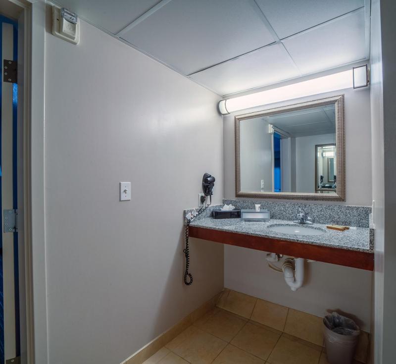 King Room - Disability Access image 4