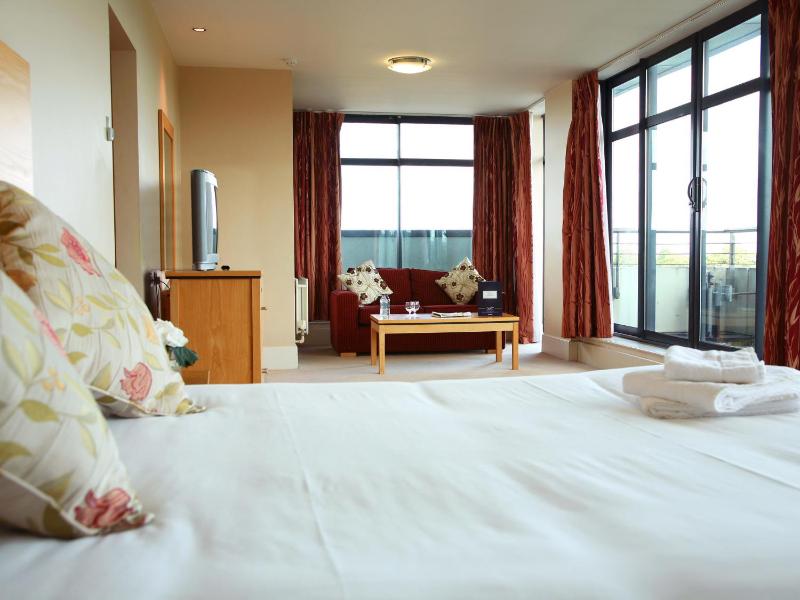Double Room image 1