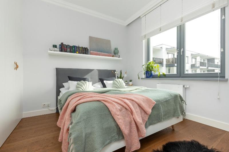 Cozy Apartment Gieysztora Wilanów by Noclegi Renters - image 13