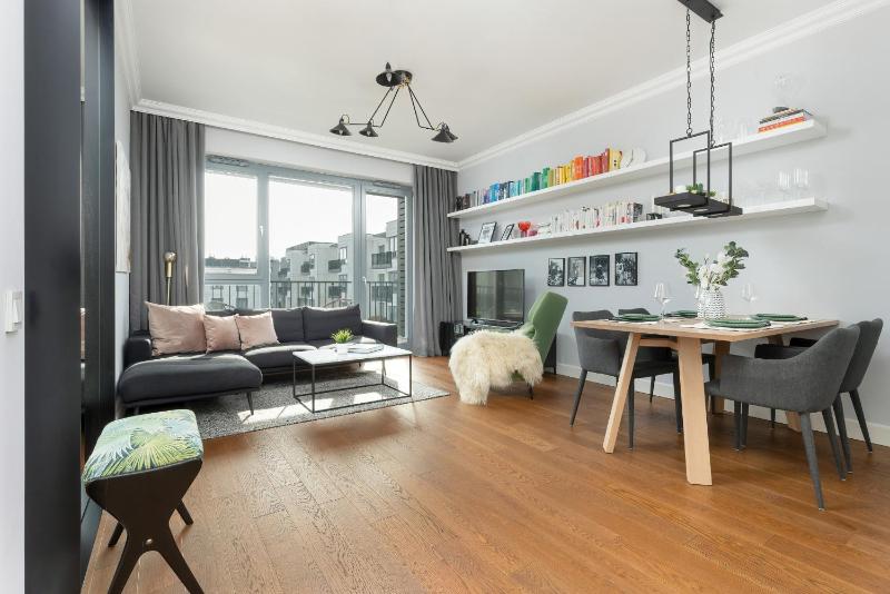 Cozy Apartment Gieysztora Wilanów by Noclegi Renters - image 9