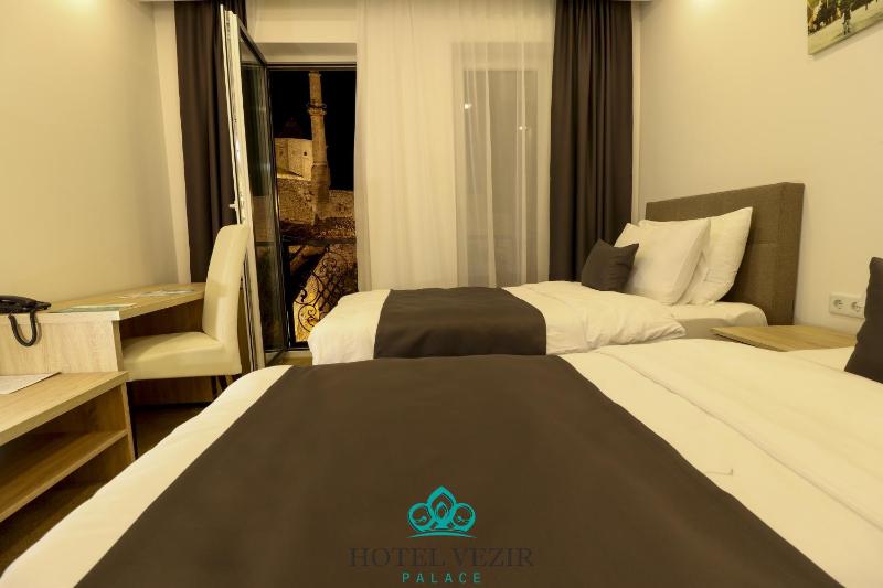 Double Room with Mountain View image 3