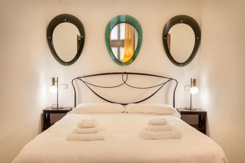 Verincanto Suite In old Verona Downtown - image 14