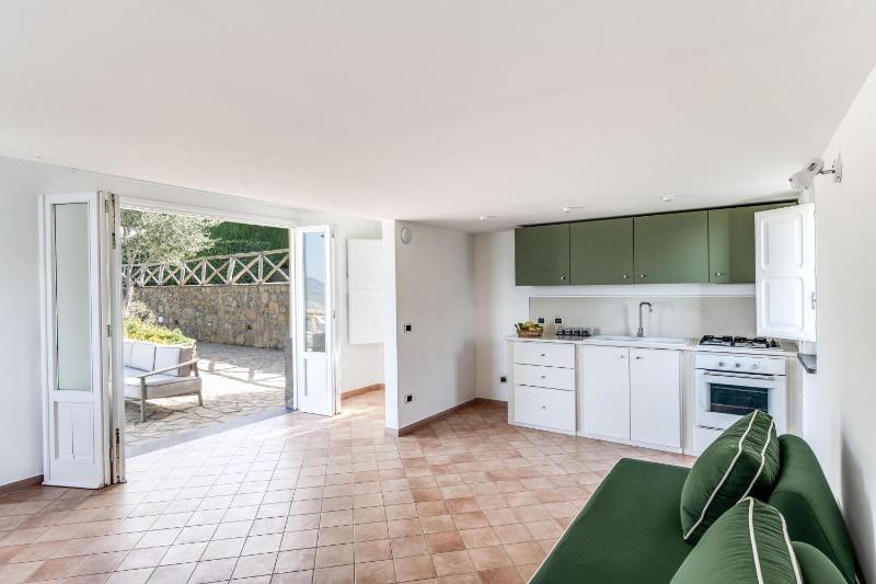 Villa Giulia with Heated Infinity Pool & Sea View Villa by Feeling Italy - image 38