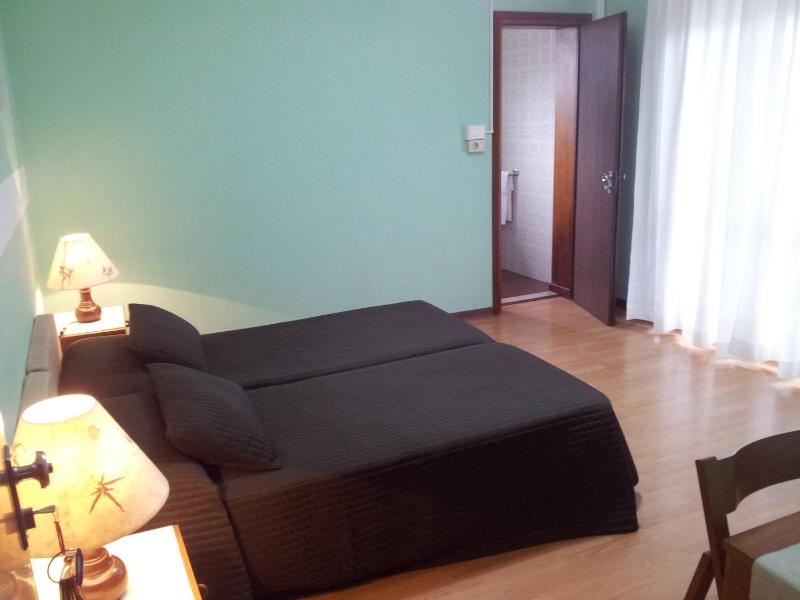 Triple Room with Terrace image 3