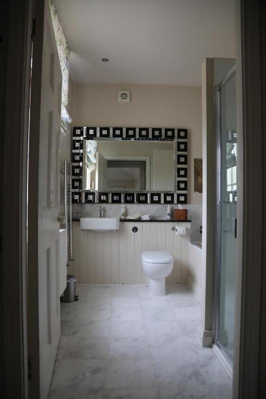 The Dale Suite image 2
