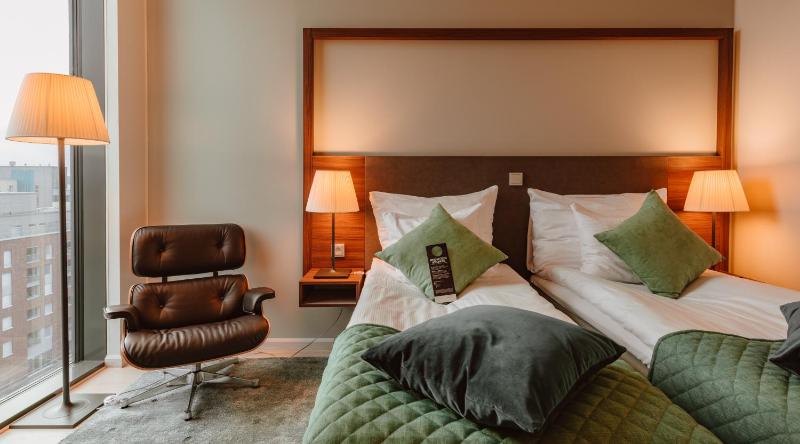 Standard Twin Room image 2