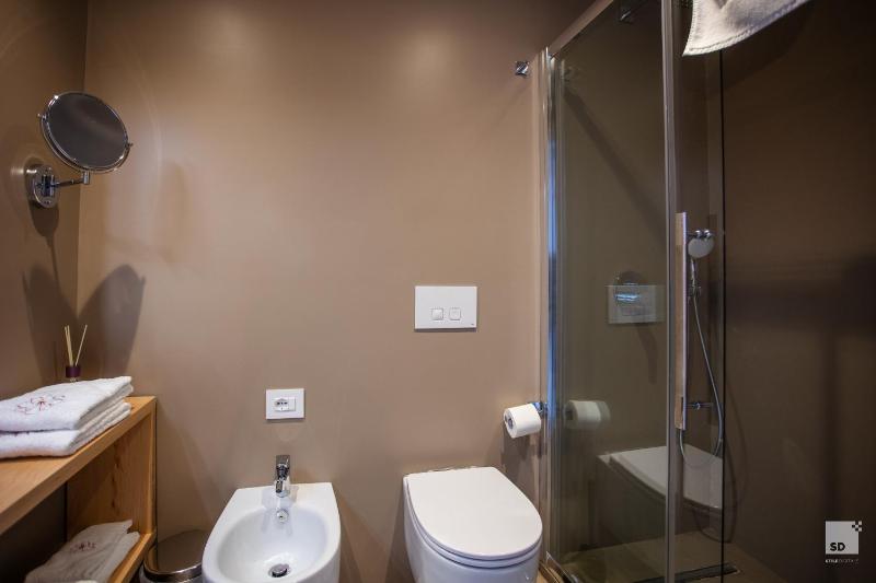 The Lady C - High Apartments - image 34