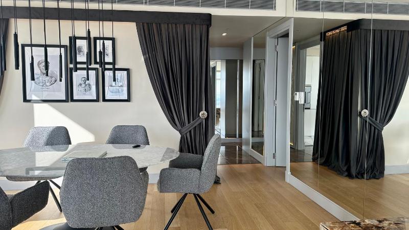 Apartment with Sea View image 2