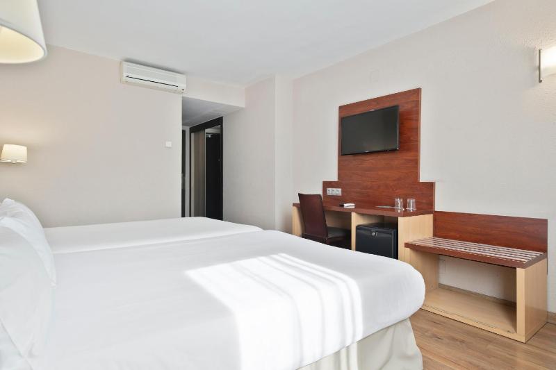  Interior Double Room (1 or 2 Adults ) image 1
