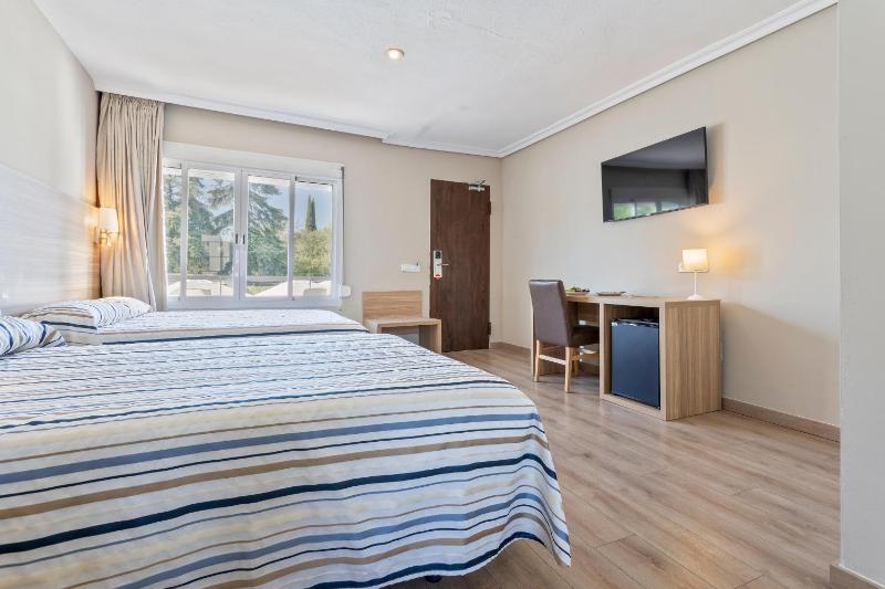 Hotel Best Osuna - image 9