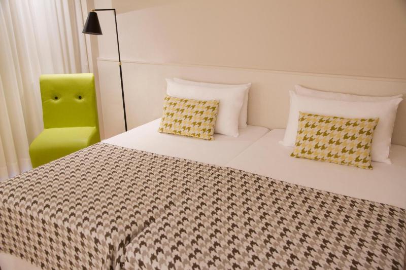 Standard Double or Twin Room image 1