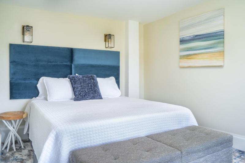 Suite with Garden View image 1