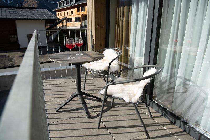 Apartment with Balcony image 3