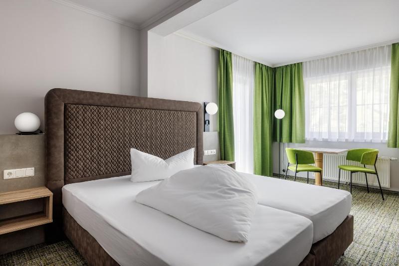 Single Room  image 1