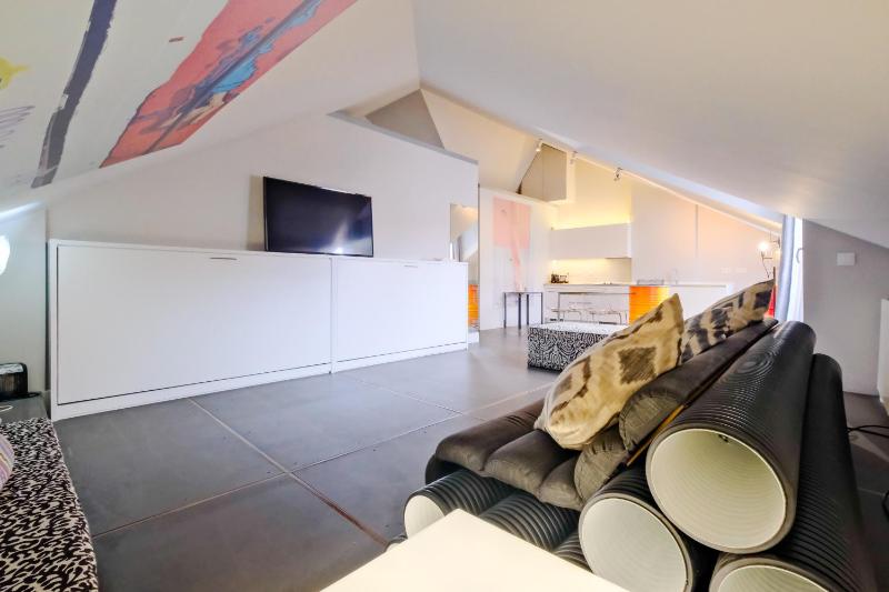 Penthouse Apartment (4 Adults) image 1