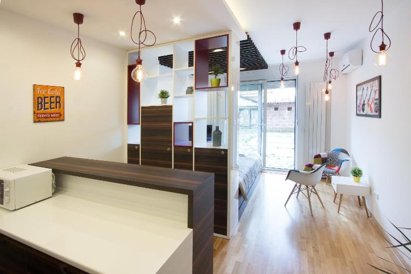 Apartment with Garden View image 2