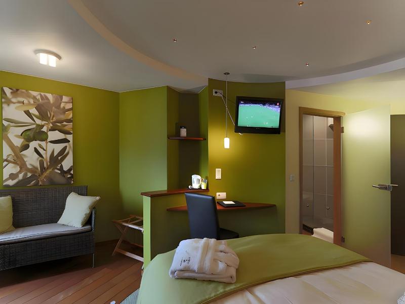 Suite image 4