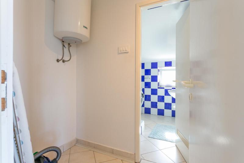 Two-Bedroom Apartment with Balcony and Sea View image 2