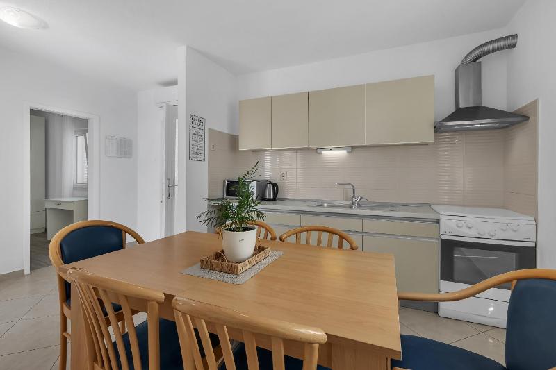 Apartments by the sea Podgora Makarska - 2596 - image 8