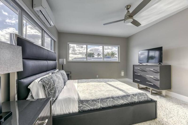 Sunshine Manor 2025-C - image 25