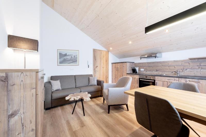 Studio Apartment image 1