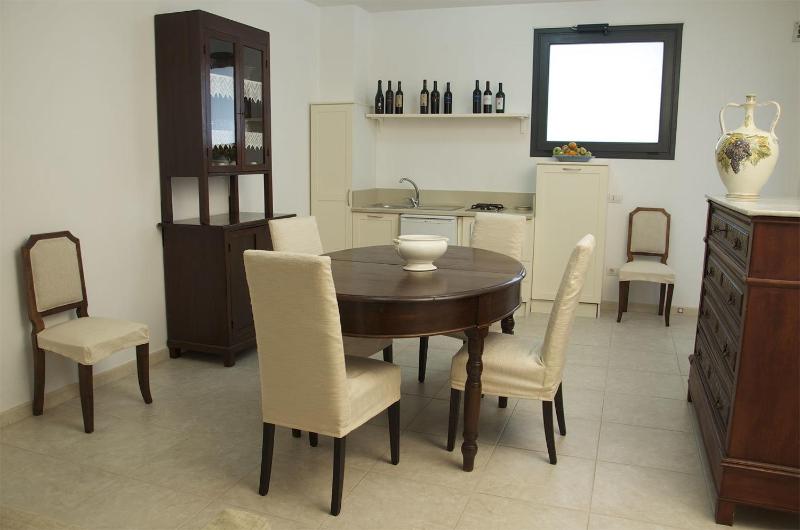 Standard One-Bedroom Apartment image 3