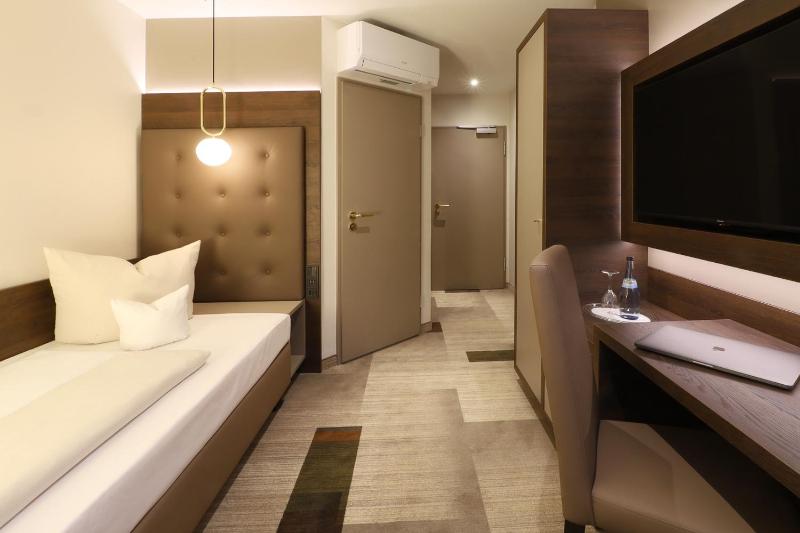 Hotel Goldene Rose - image 20