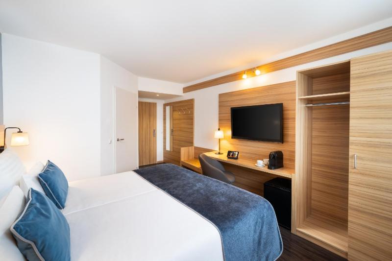 Comfort Double Room image 3