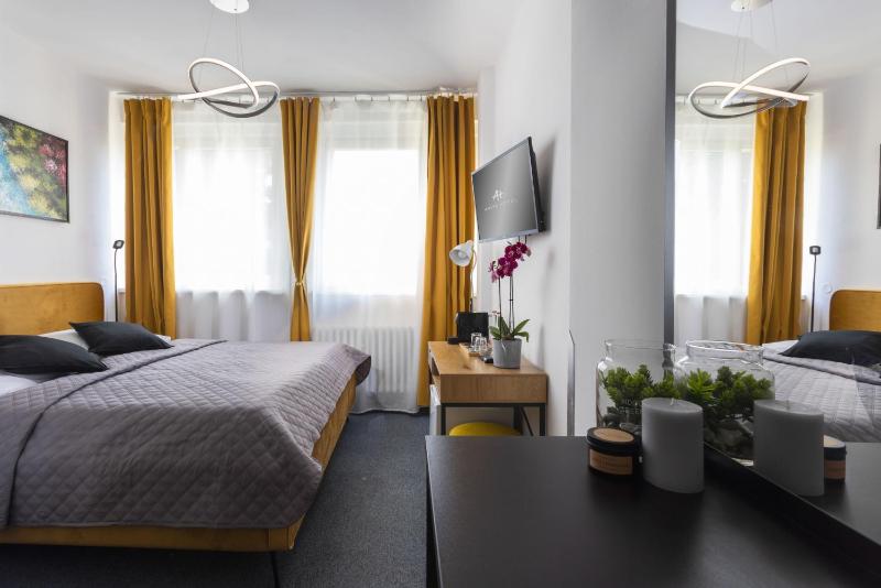 Comfort Double or Twin Room image 2