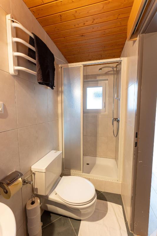 Double Room image 4