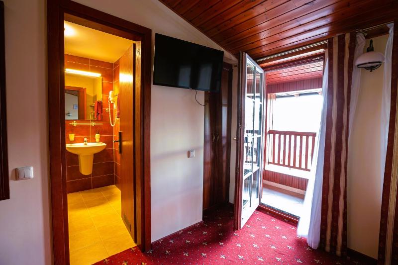 Deluxe Single Room with Balcony and SPA Access image 4