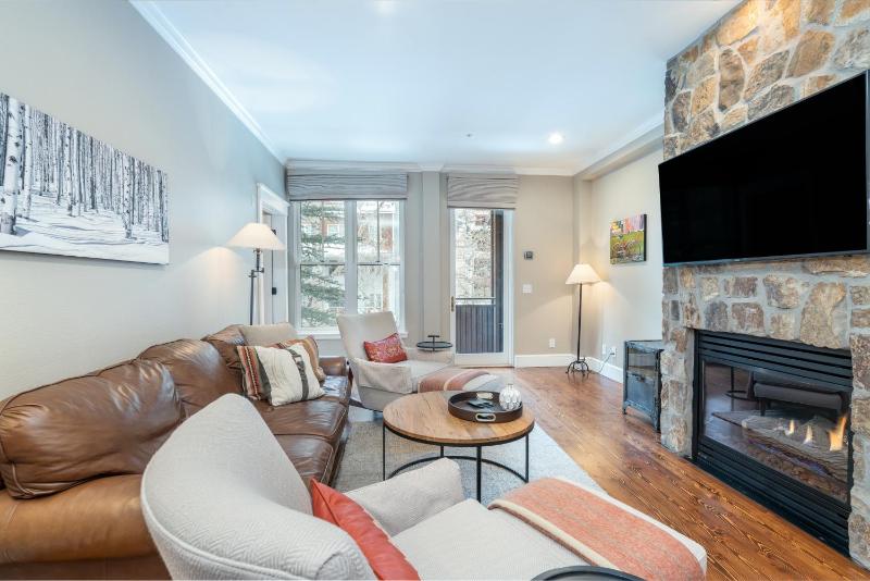 River Club 207 - image 29