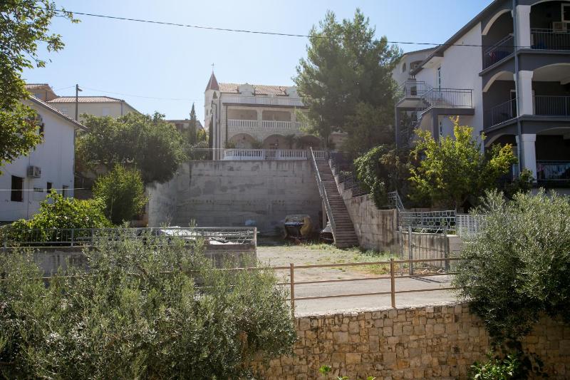 Studio with Balcony and Sea View image 3