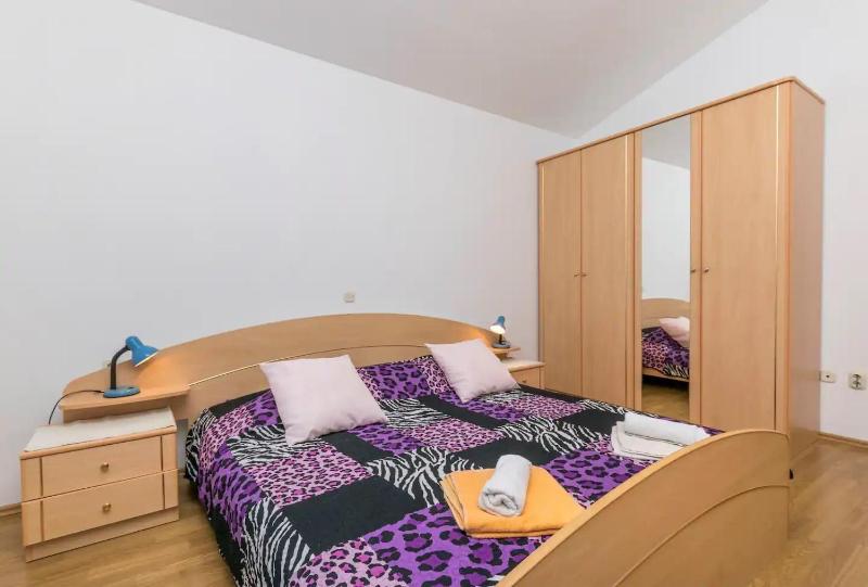 Apartments Jerka - image 47