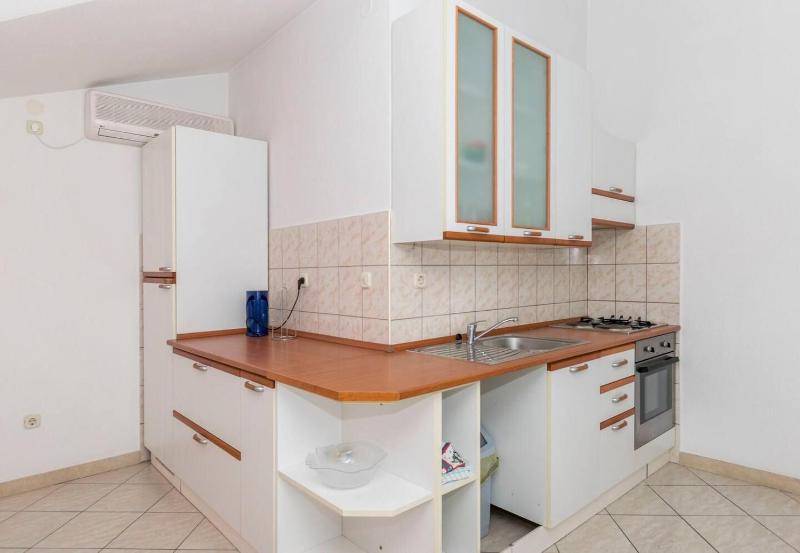 Apartments Jerka - image 18