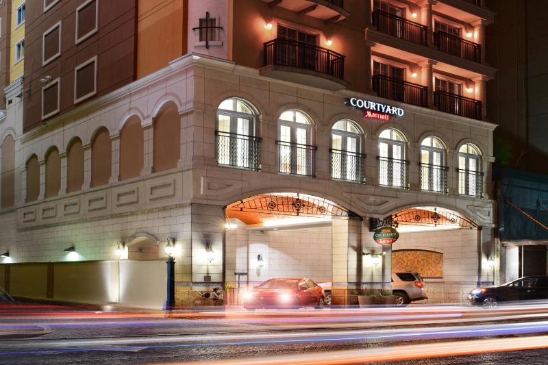Courtyard by Marriott San Antonio Riverwalk - image 16